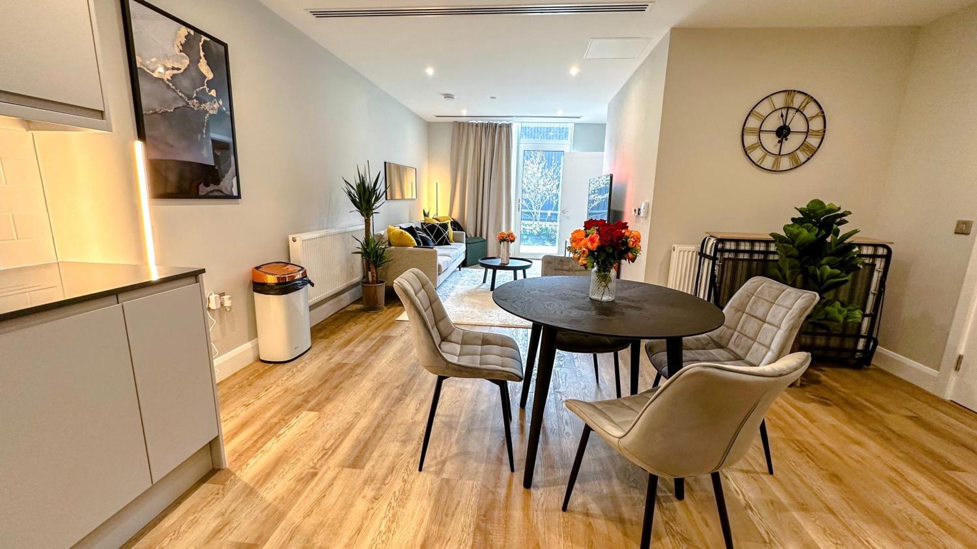 Duplex 3Bed 3Bath Modern Fast Wifi - Luxurylondonstays Bagian luar foto