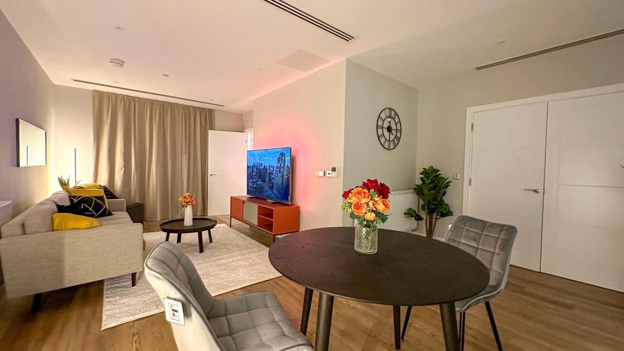 Duplex 3Bed 3Bath Modern Fast Wifi - Luxurylondonstays Bagian luar foto