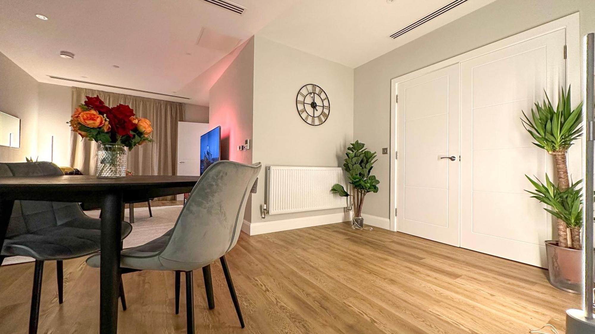 Duplex 3Bed 3Bath Modern Fast Wifi - Luxurylondonstays Bagian luar foto